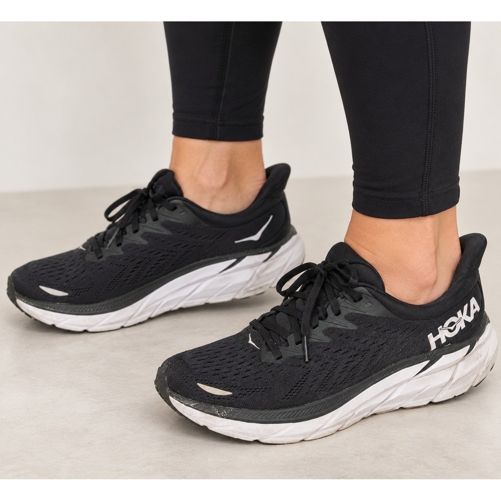 Hoka Clifton 8 Running Shoes Womens 7.5 Gorpcore Athleisure Black White 1119394